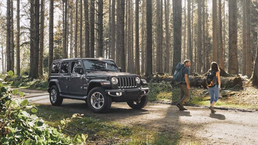 Jeep Wrangler на бездоріжжі